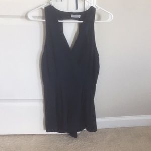 Tobi size small romper with pockets